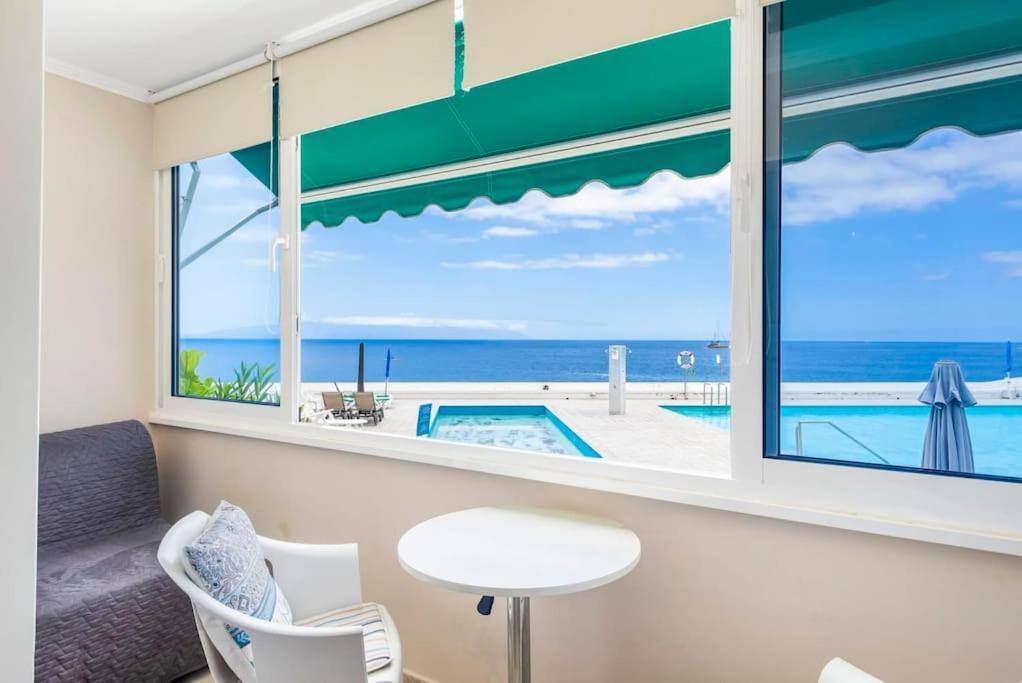 First Line Ocean View Studio Puerto de Santiago  Extérieur photo