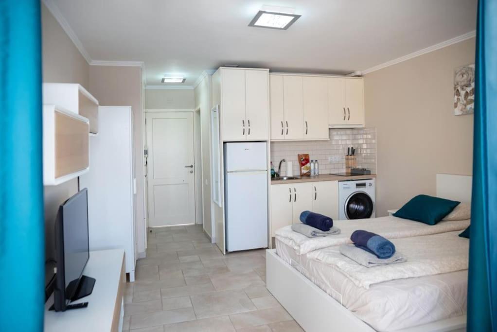 First Line Ocean View Studio Puerto de Santiago  Extérieur photo
